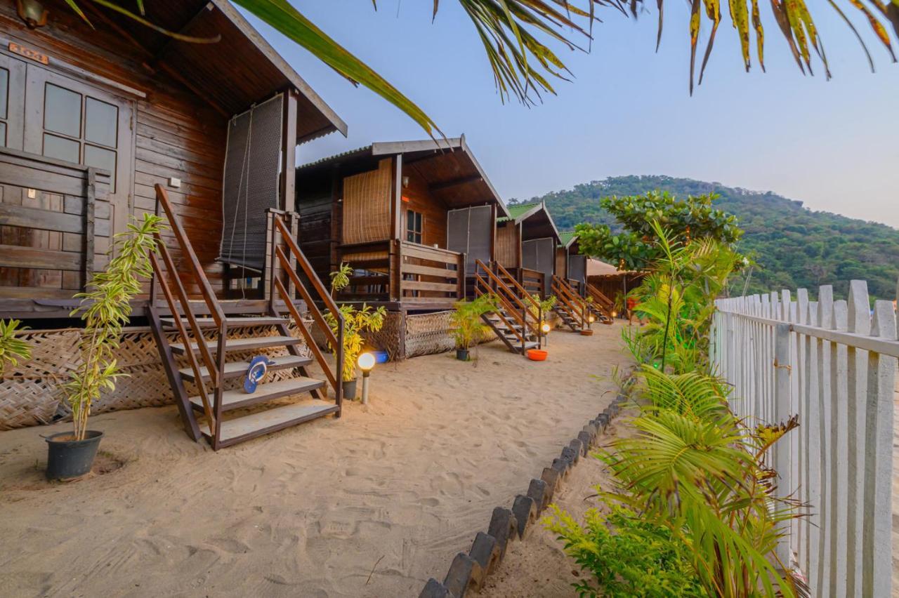 Summer Sky Beach Resort Агонда Экстерьер фото