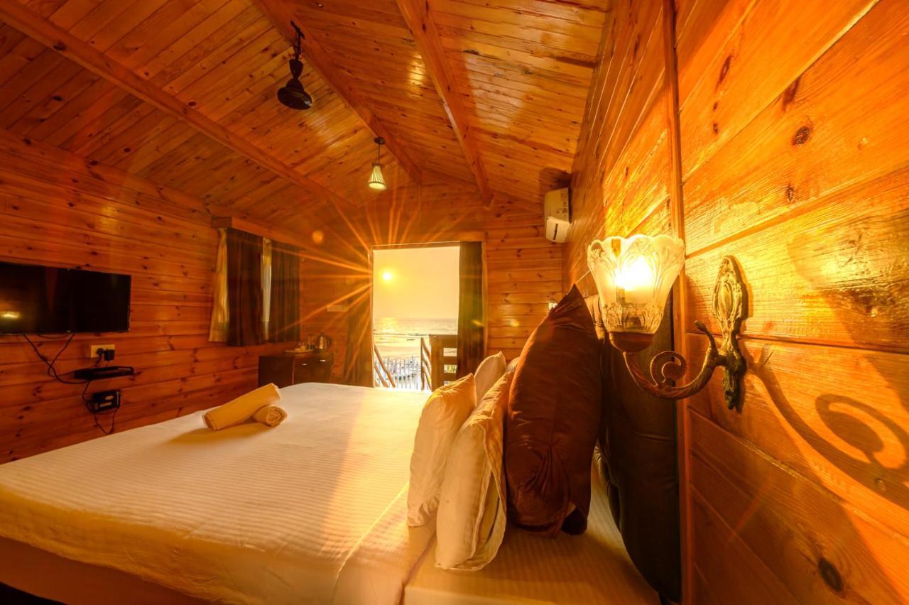Summer Sky Beach Resort Агонда Экстерьер фото