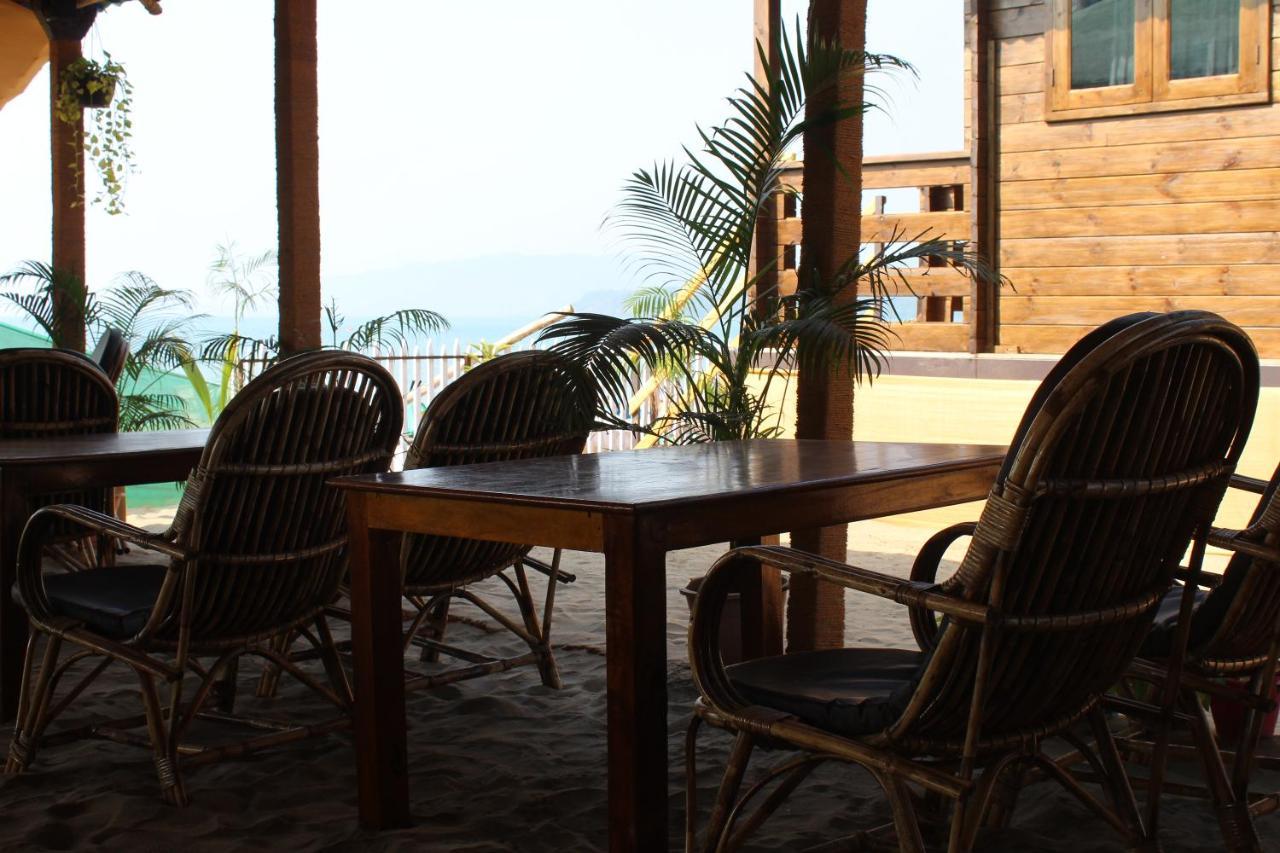 Summer Sky Beach Resort Агонда Экстерьер фото